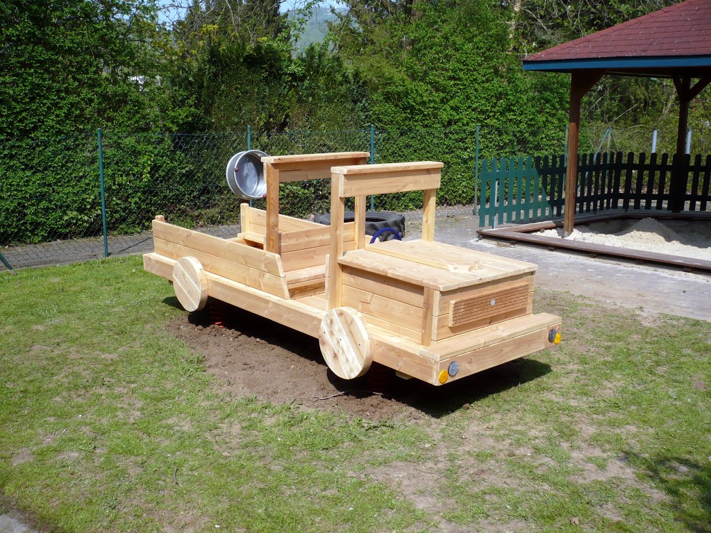 Geländewagen auf Federn